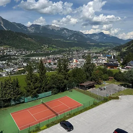Vogelnest Mit Dachsteinblick & Pool * Schladming